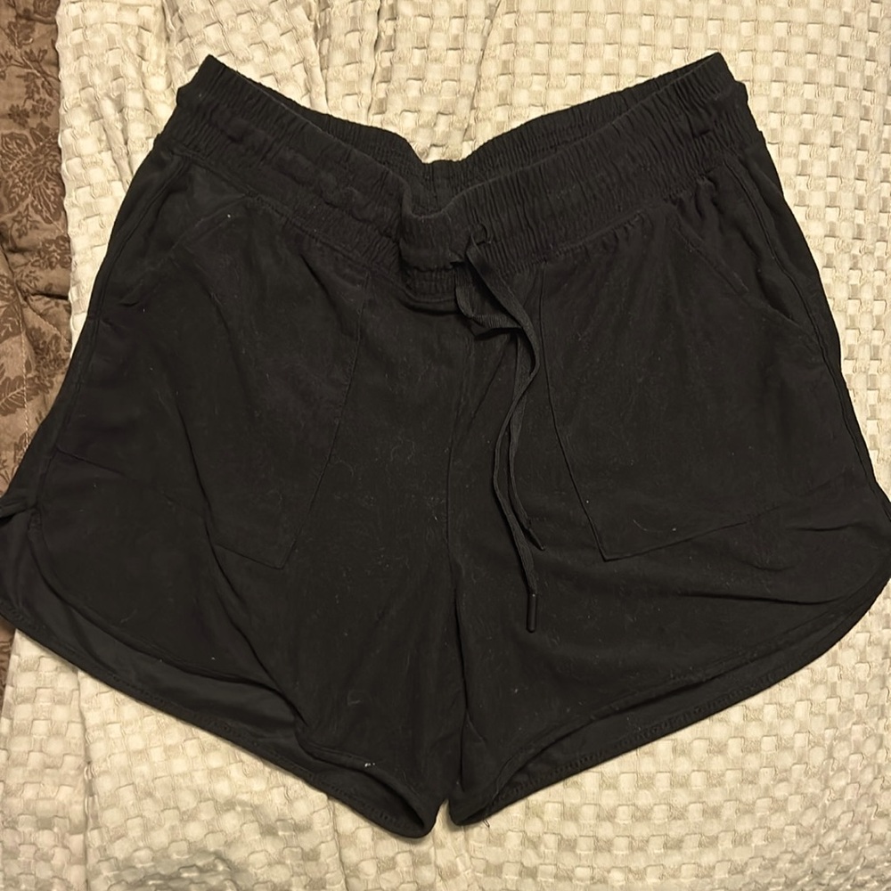 Small drawstring black shorts, super soft!